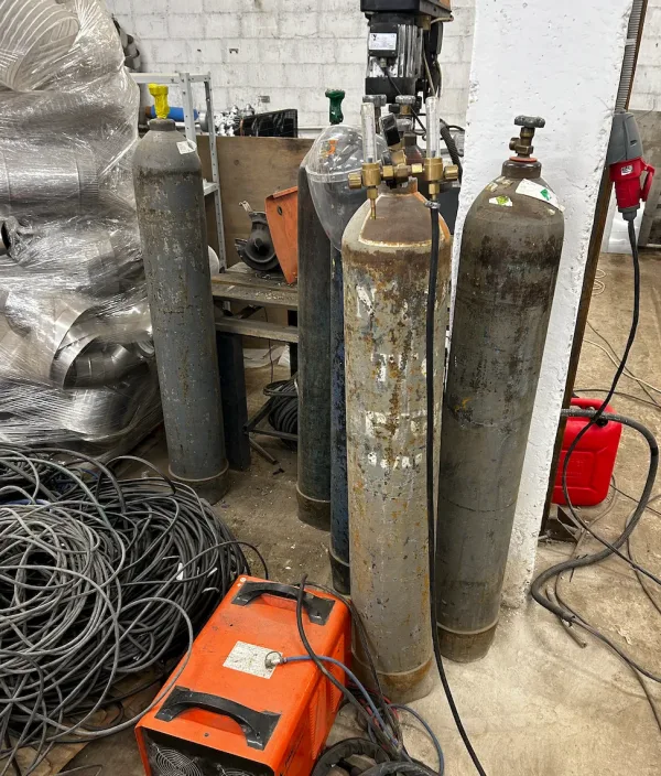 Производственный процесс на заводе металлоконструкций - кадр 5